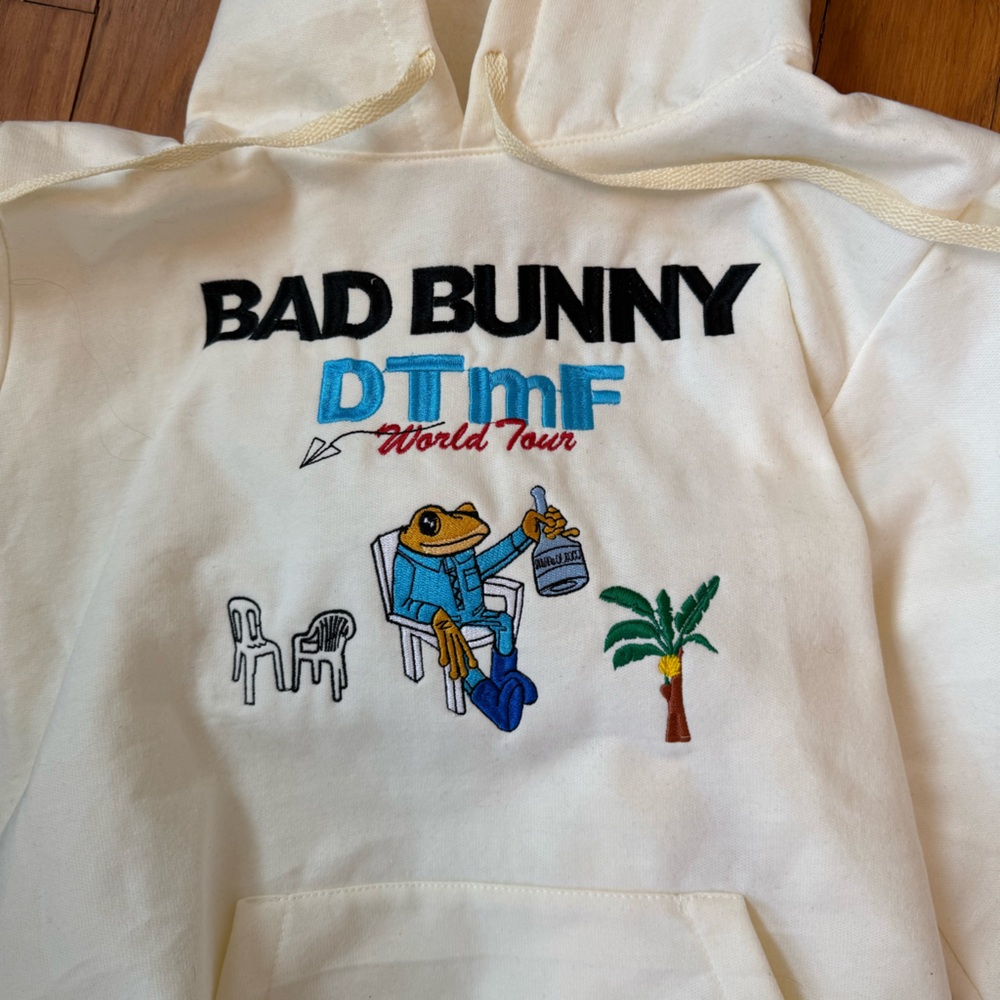 Bad Bunny World Tour hoodie, embroidered. CDMX stop. Size XS. DTMF Sapo Concho
